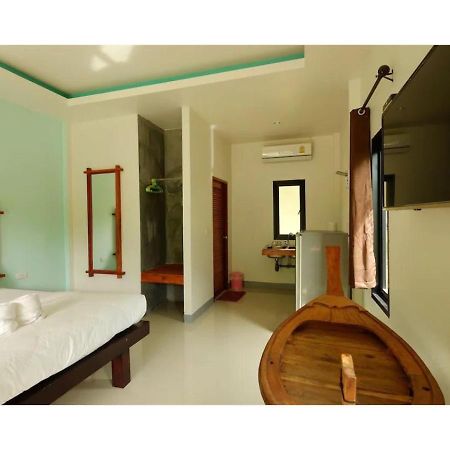 Baan Reenaa Lanta Ko Lanta Eksteriør bilde