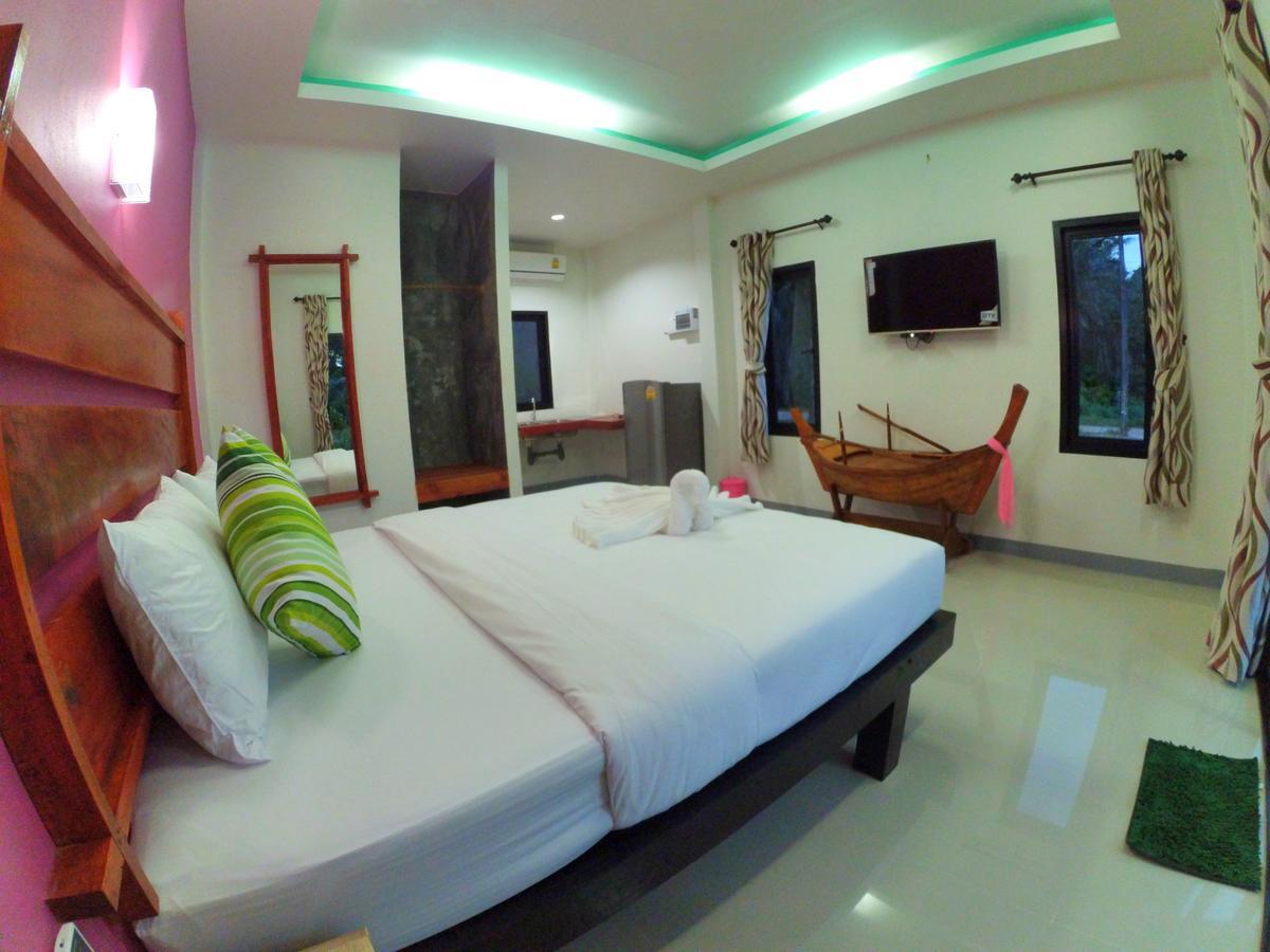 Baan Reenaa Lanta Ko Lanta Eksteriør bilde