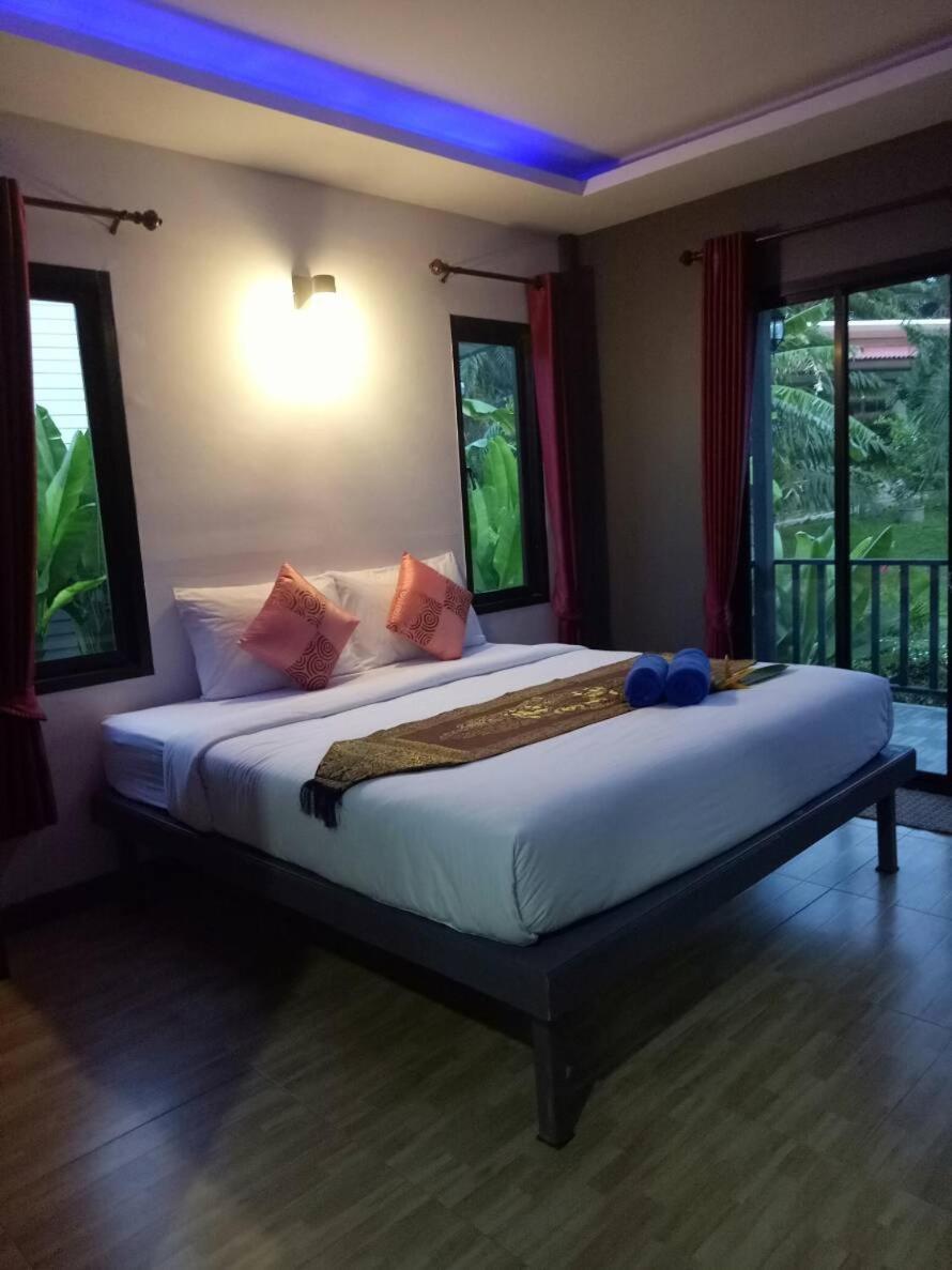 Baan Reenaa Lanta Ko Lanta Eksteriør bilde
