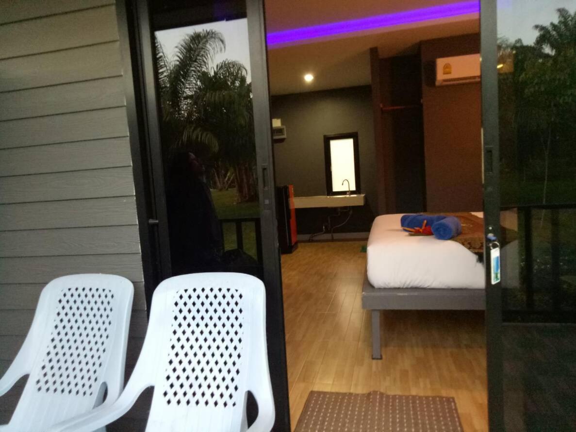 Baan Reenaa Lanta Ko Lanta Eksteriør bilde